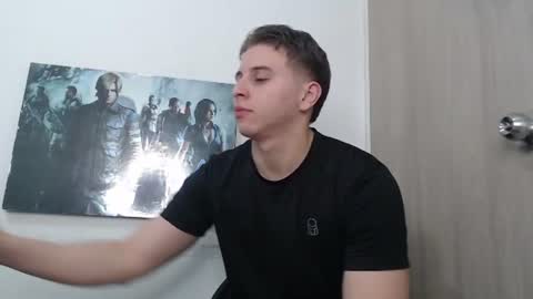 draco_boy2000 online show from July 24, 2:09 am