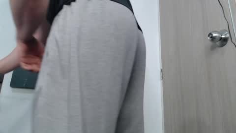 draco_boy2000 online show from May 23, 12:39 am