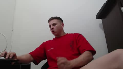 Snapshot of draco_boy2000 chatting on September 9, 9:48 pm draco_boy2000 online show from September 9, 9:48 pm
