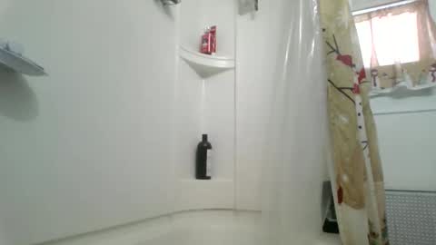 dragonrider72 online show from December 15, 7:10 pm