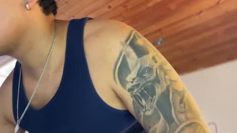 drakeeee online show from February 3, 4:11 pm