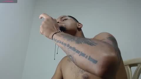 drako_monstercock online show from October 16, 5:07 am