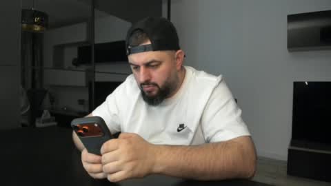 DravenPeak online show from March 31, 6:41 pm