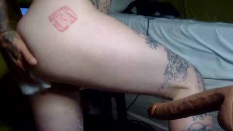 Dreadedted online show from April 24, 2:35 am