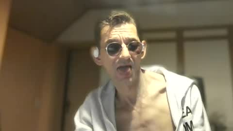 Dreambob online show from November 1, 12:00 am