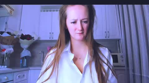 Snapshot of dreamesoul chatting on December 24, 1:27 am dreamesoul online show from December 24, 1:27 am