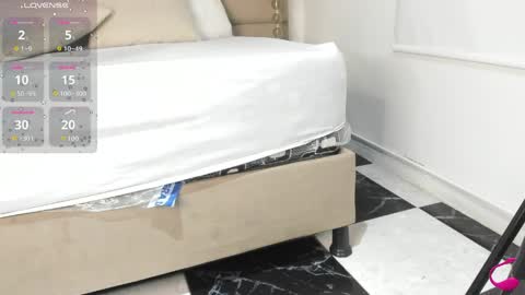 dreammy_kitty online show from April 5, 12:51 am