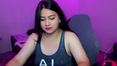 dreamycreamyst online show from April 21, 11:50 am