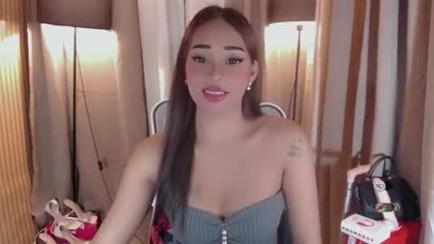 Dreyana online show from February 26, 8:01 pm