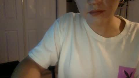 drippypetalo online show from September 16, 9:01 am