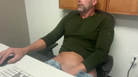 D Ship online show from October 27, 9:59 pm