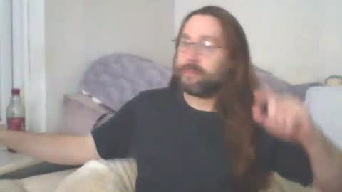 chris online show from October 26, 5:45 pm