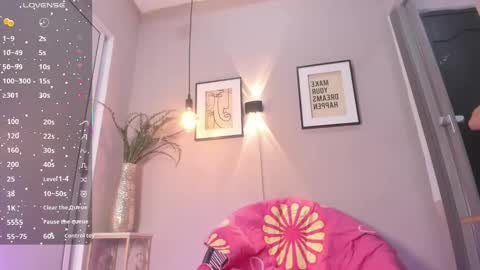 dulce__fiore07 online show from September 22, 1:04 pm