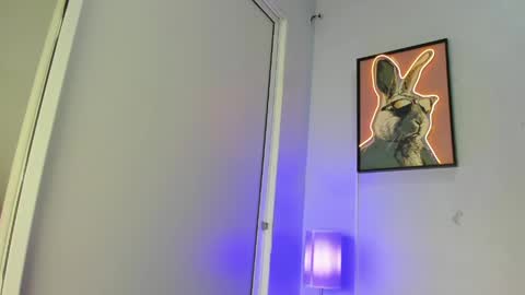 dulce__fiore07 online show from April 1, 12:28 pm