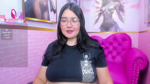 Dulce  online show from November 6, 11:57 am