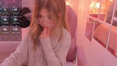 Dulce  online show from November 3, 7:37 pm