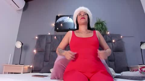 DULCE AURORA online show from November 13, 3:09 am