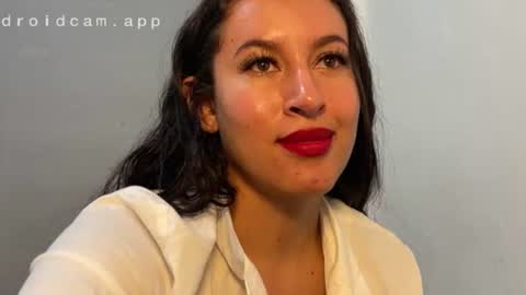 dulceizzy online show from April 3, 12:28 am