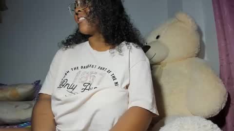 MIA  SHAIK online show from December 20, 7:44 am