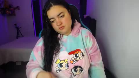 Snapshot of dumont_model chatting on September 23, 6:51 am Nicole   online show from September 23, 6:51 am