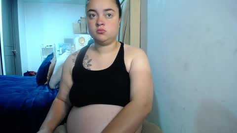 Nicole   online show from May 21, 4:57 pm