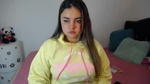 Snapshot of dumont_model chatting on February 13, 7:42 pm Nicole   online show from February 13, 7:42 pm