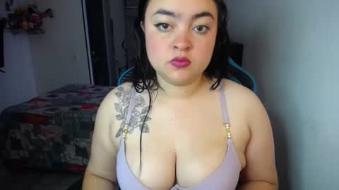 Snapshot of dumont_model chatting on September 21, 1:59 pm Nicole   online show from September 21, 1:59 pm