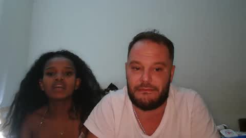 Snapshot of duochocolat chatting on September 9, 9:15 pm Flo  aiyah online show from September 9, 9:15 pm