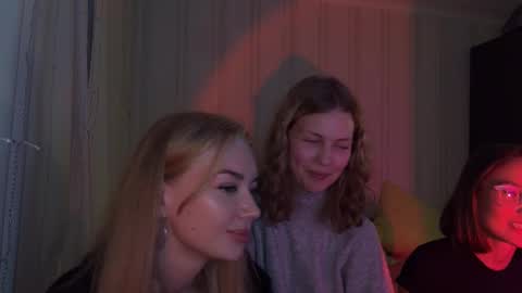 Snapshot of duomystique chatting on October 14, 5:38 pm duomystique online show from October 14, 5:38 pm