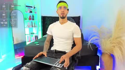 Duriel online show from November 6, 6:22 pm