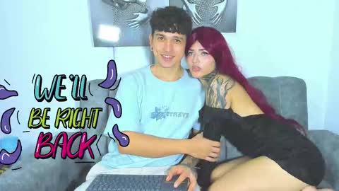 Nicolle y Julian online show from February 22, 11:07 pm