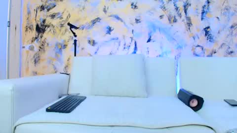 Dustin Dollin online show from October 29, 7:25 pm