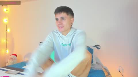 Dustin Levy online show from January 3, 1:02 pm