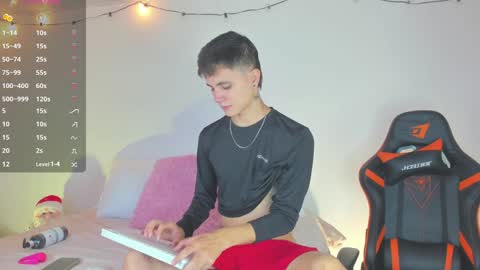 Dustin Levy online show from December 3, 6:44 pm