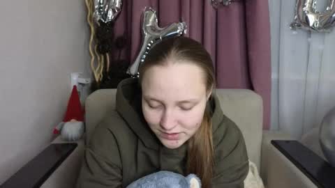 Jenny online show from February 27, 8:12 pm