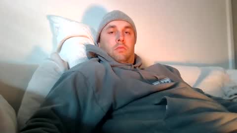 dustyroy09 online show from June 5, 5:25 am