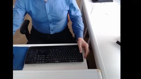 dutchpornking2 online show from April 20, 5:54 am