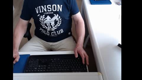 dutchpornking2 online show from June 1, 8:15 am