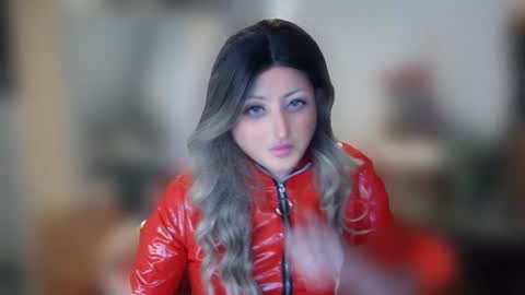 Dutch Victoria online show from June 19, 7:20 pm