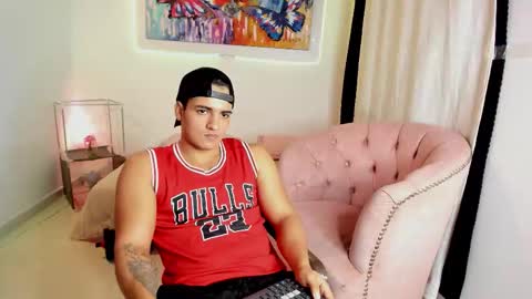 dwayne_esteven10 online show from January 31, 10:07 pm