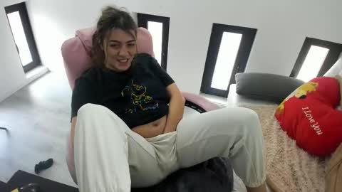 dayana online show from March 23, 8:30 am