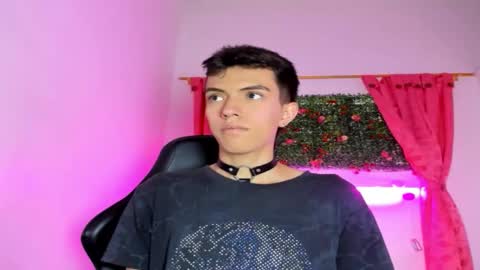 Dylan online show from October 3, 11:40 am