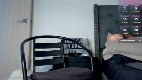 dylan_wolf98 online show from February 1, 9:29 pm