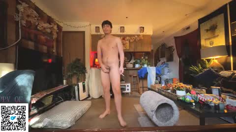 Dylan Daniel 7.8 online show from November 10, 8:33 pm