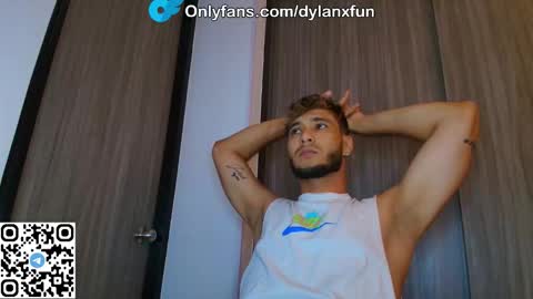 dylanxfun online show from October 27, 10:54 pm