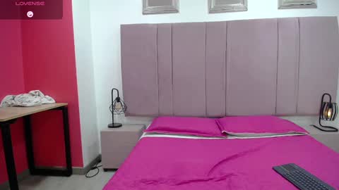 dymoni222 online show from March 3, 1:12 pm