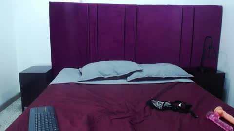 dymoni222 online show from March 12, 6:00 pm