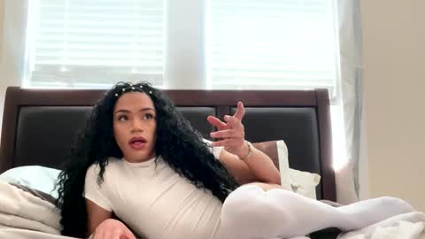 Dynasty online show from April 8, 4:54 pm