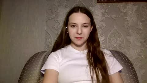 Yuni online show from April 9, 2:45 pm