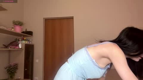 Emma online show from April 18, 6:15 am